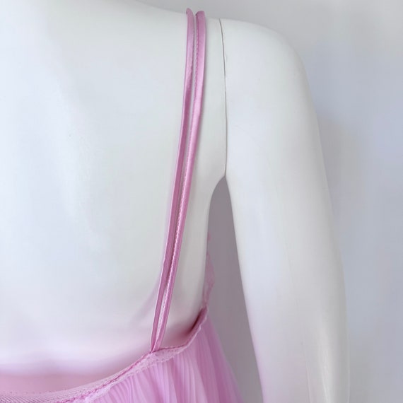 Vintage 60s pink pleated empire waist nightgown |… - image 8