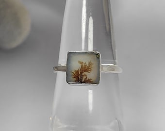 Anillo de plata de ley con ágata dendrítica cuadrada, talla 8 de EE. UU.