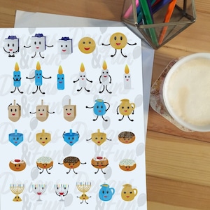 Ensemble clipart mignon de Hanoukka, personnages de fête juive, Menorah mignonne imprimable, Dreidels, beignet et bougies de Hanoukka. Téléchargement numérique