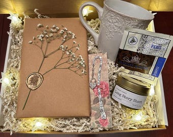 Blind Date with a Book Gift Box – Mystery Book Surprise for Readers – Bookish Gift Box – Cozy Gift – Free Shipping