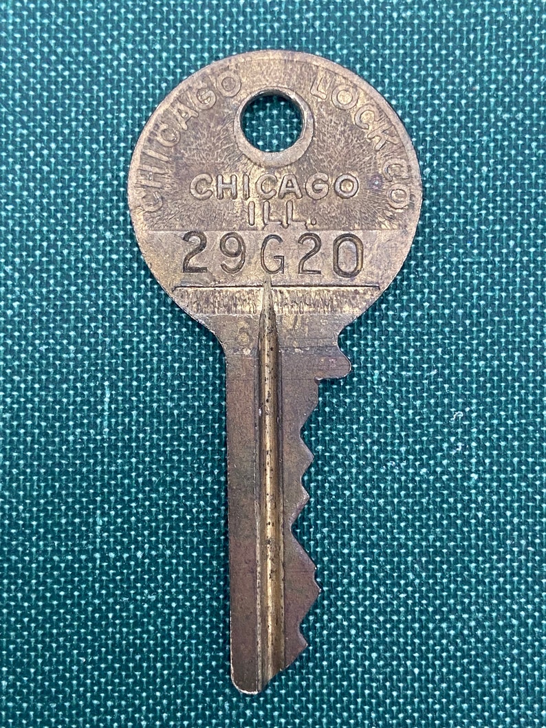 Vintage Brass Keys Yale & Towne Chicago Lock Company Lot Etsy
