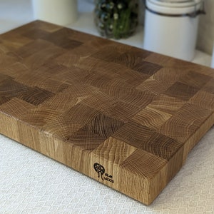Oak End Grain Cutting Board Cured with Beeswax