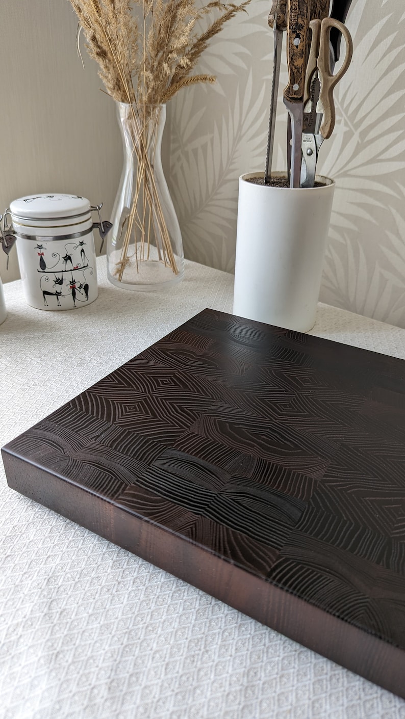 ElmWoodUA Thermowood End Grain Cutting Board