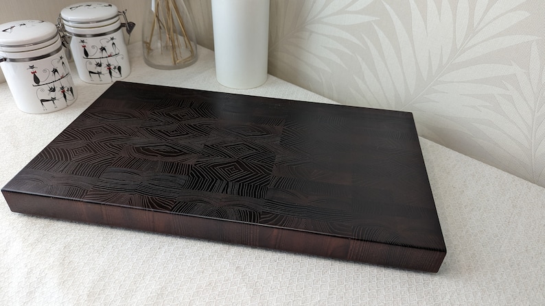ElmWoodUA Thermowood End Grain Cutting Board - Thumbnail 5