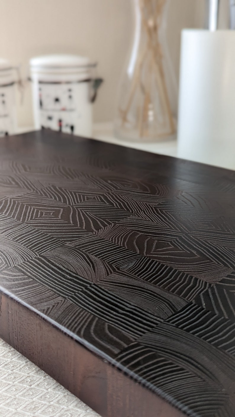 ElmWoodUA Thermowood End Grain Cutting Board - Thumbnail 2
