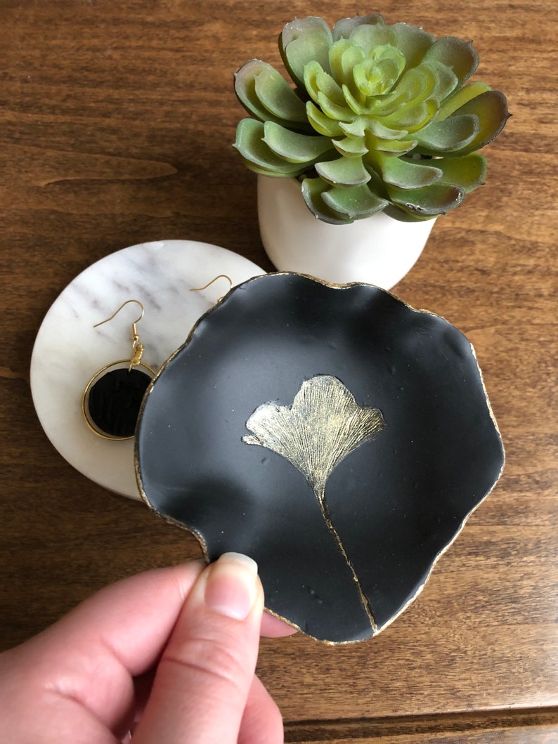 sleek ring dish Ginkgo leaf ring dish leaf ring dish small jewelry bowl holder black and gold ring dish