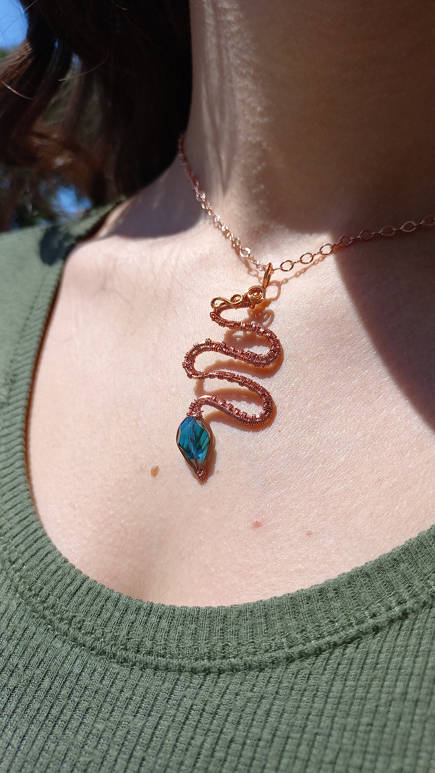 DUOWEI Collier Serpent Cobra Collier Pendentif Serpent Unique En Émail