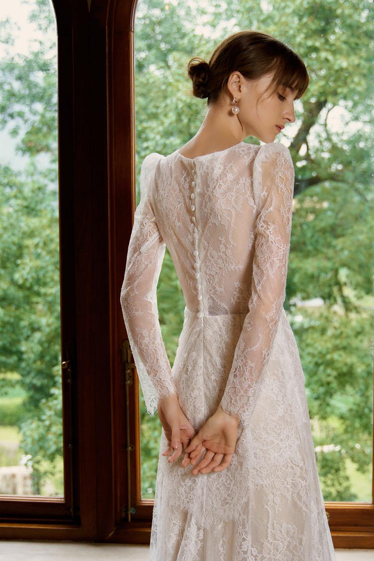 long sleeves customize made lace application bridal gown wedding dresses Custom Made White Long Sleeve Lace Wedding Dresses, White Wedding Gowns Bridal Dresses,floor Length Bridal Gown,wedding Bride Dresses