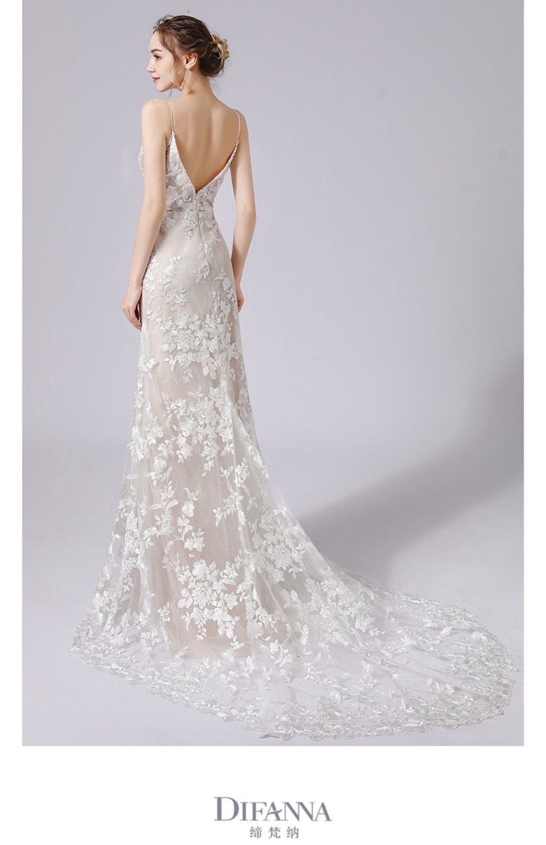 Luxury Lace Beach Wedding Dress Lightweight Bridal Gown - Etsy