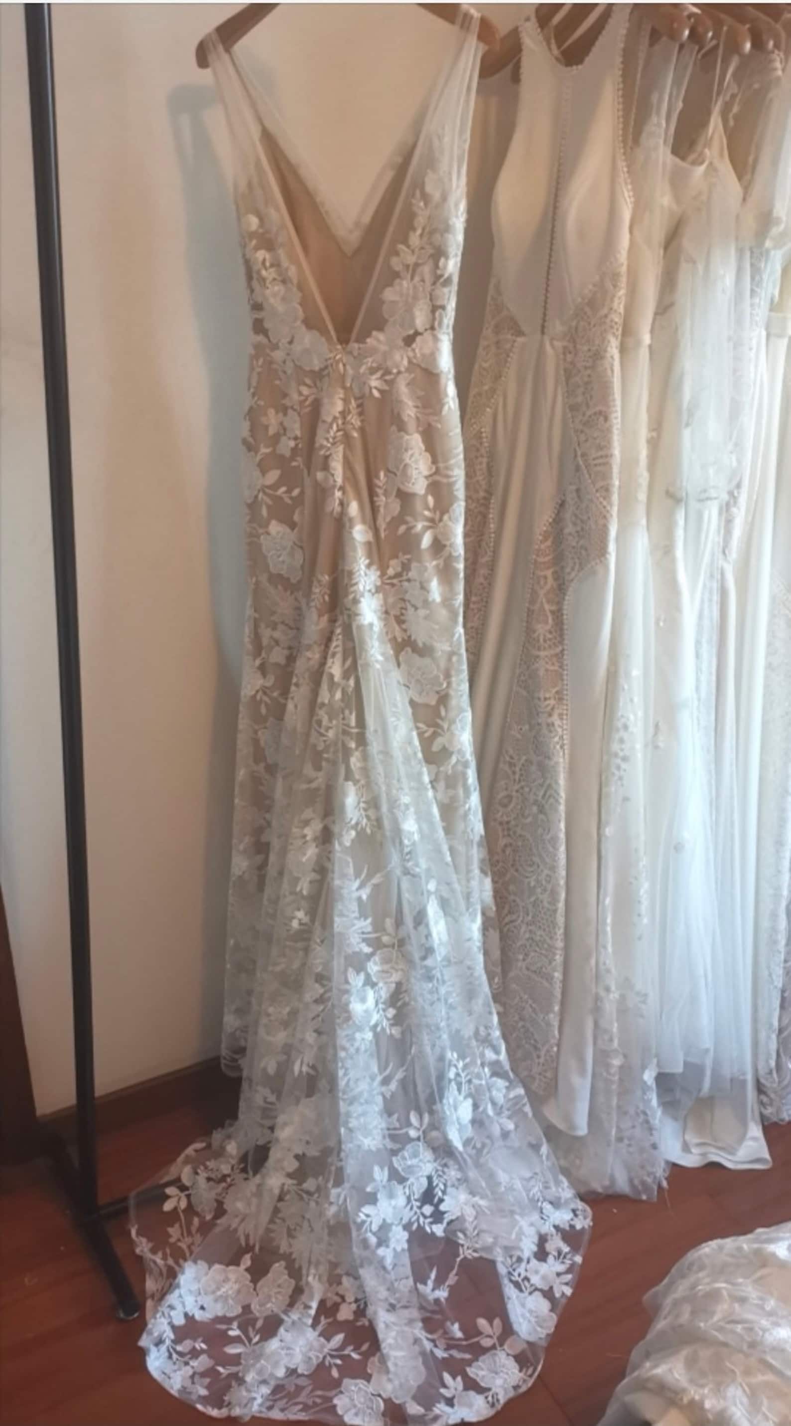 Embroidered Lace Wedding Dress Deep V-neck Backless Bridal | Etsy