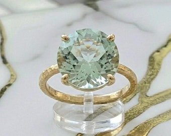 Anillo de prasiolita y amatista verde, solitario de plata maciza martillada, anillo redondo llamativo de cuarzo verde menta, anillo de compromiso alternativo único