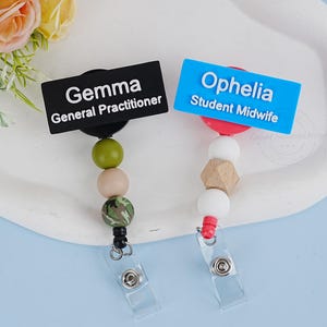 Custom Badge Reel with Name, Personalized Nurse Badge Holder, Custom Name Badge, Retractable ID Holder, Nursing Gifts, Gifts for Friends