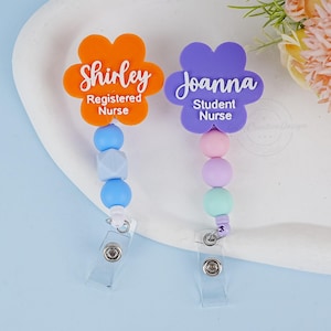 Personalized Flower Badge Reel, Custom Name Beaded Badge Reel, Retractable Beaded Badge Reel, Nurse Beaded Badge Reel, Gifts for Friends