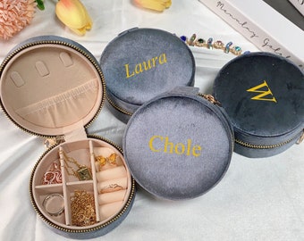 Custom Velvet Jewelry Box with Name, Personalized Initials Round Jewelry Case, Jewelry Holder, Travel Jewelry Case, Bridesmaid Proposal Gift