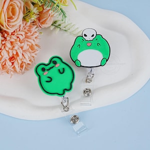 Adorable Frog Badge Reel, Funny Frog Animals Badge Reel, Nurse ID Holder, Retractable Animals Badge Reel for Nurse, Badge Clip, Gifts