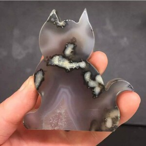 Natural Agate Geode Carved Cat Figurine Healing and Decoration, Semiprecious gemstone