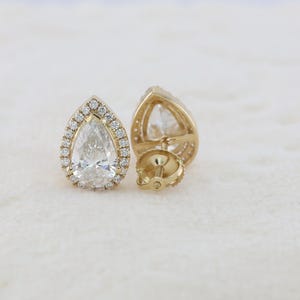 2.27 CT Pear Cut Lab Grown Diamant Halo Ohrringe, Birnen Diamant Ohrstecker, Ohrstecker für Frauen, Valentinstag, Jahrestag Geschenke