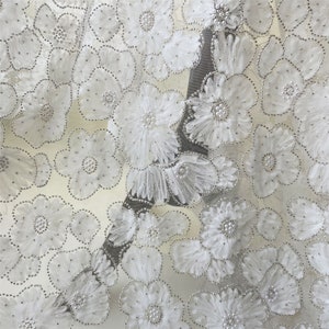 Beaded 3D Flower Blossom Embroidery Lace Fabric White Flower Fabric White Flower Blossom Lace Fabric For Bridal Wedding Dress Craft Project