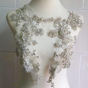 Silver Rhinestone Applique Crystal Beaded Flower Decorative Patches Clear Rhinestone Motif Embroidery Lace Applique For DIY Craft Project