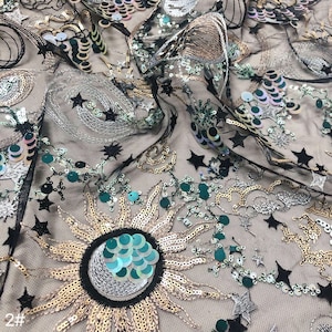 Tecido requintado de estrela da lua, tecido bordado de céu estrelado com lantejoulas, tecido de tule do universo para projeto de artesanato de vestido de dança, renda de vestido de noite