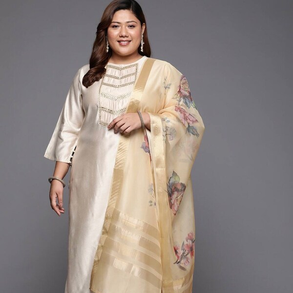 Plus Size Kurta Set For Women - Off White Ethnic Motifs Liva Kurta with Trousers & With Dupatta - Indian Dress - Wedding Dress XXXL 3XL 4XL