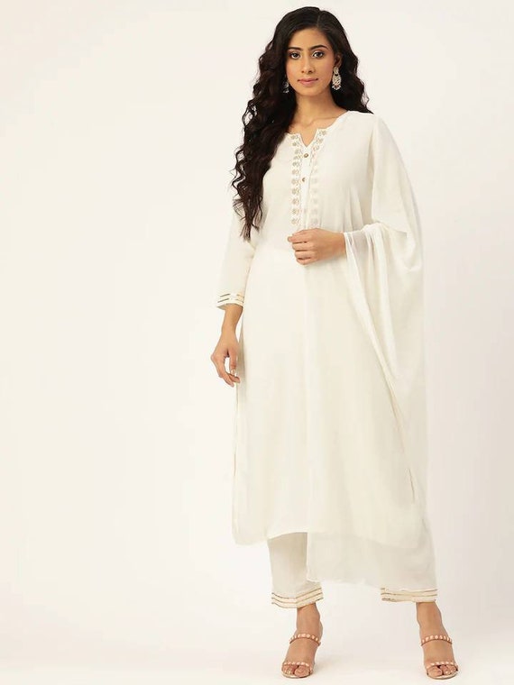 Buy online Ethnic White Kurti & Maroon Pant from ethnic wear for Women by  Forever Fashion for ₹3050 at 34% off | 2024 Limeroad.com