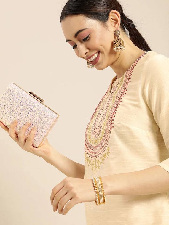Trendy Ways for Styling Indian Jewelry with Western Outfits | Gehna Blog
