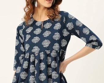 Tunika für Frauen - Reine Baumwolle Navy Blau & Weiß Lotus Gedruckt A-Linie Top für Frauen - Indische Tunika - Sommer Tops Und Tuniken - Indisches Kleid