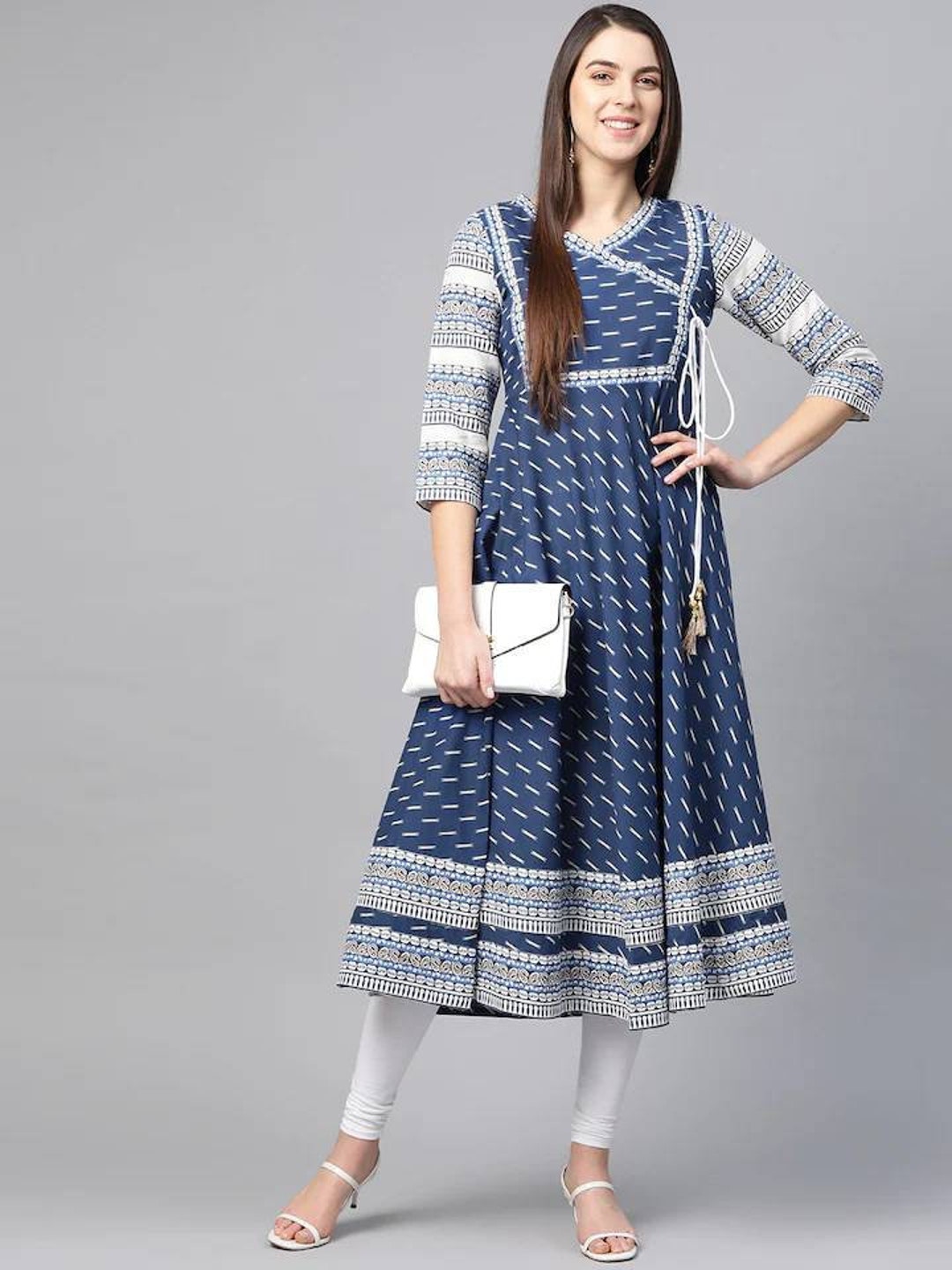 Women Plus Size Printed Kurta with Trousers main image 1
