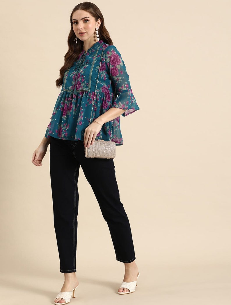 Top ethnique Kurti vert et rose à imprimé floral trapèze et col noué pour femme Kurta court Tunique indienne Tops d'été pour femme Tops bohème image 5