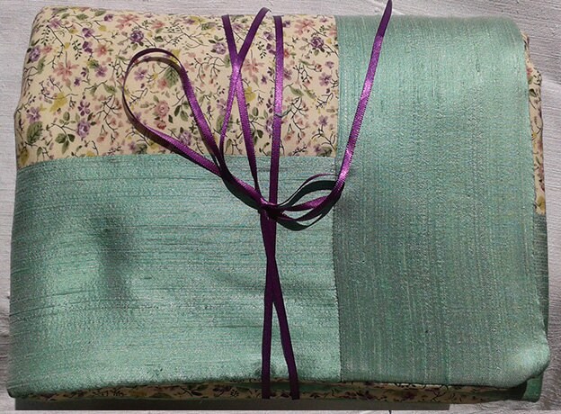 Petite Couverture Soie Vert d'eau /Coton Fleuri Écru-Vert