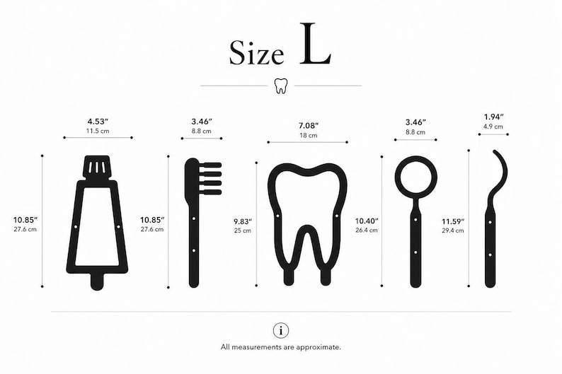 Op de afbeelding: Een zwarte grafische kaart met het label Size L toont vijf silhouetten van wanddecoratie met een tandheelkundig thema: een tube tandpasta, tandenborstel, tand, tandartsspiegel en scaler. Elk item bevat afmetingen in centimeters.