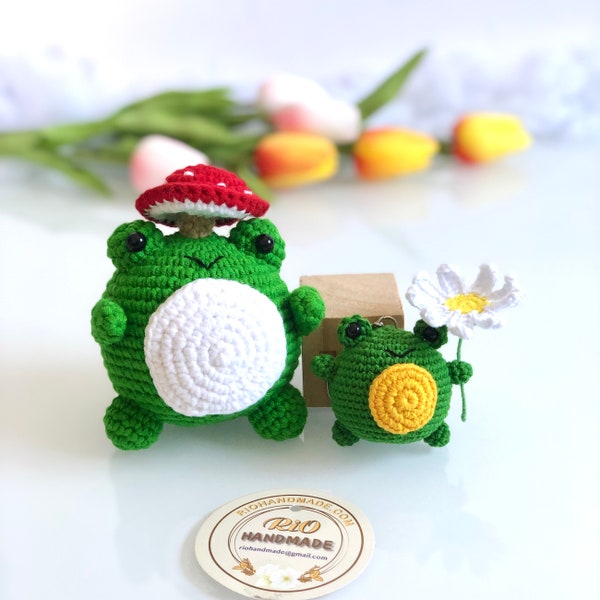 Rio Handmade yarn cotton frog mushroom crochet, amigurumi frog with daisy, cute frog, cute frog plush, home decor, adult hobby