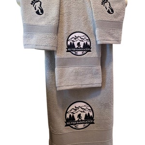 Personalized Bigfoot Towels/Custom Embroidered Bigfoot Towels/Silver Sasquatch Towel Set/Yeti Bath Towels/Bigfoot Hand Towels