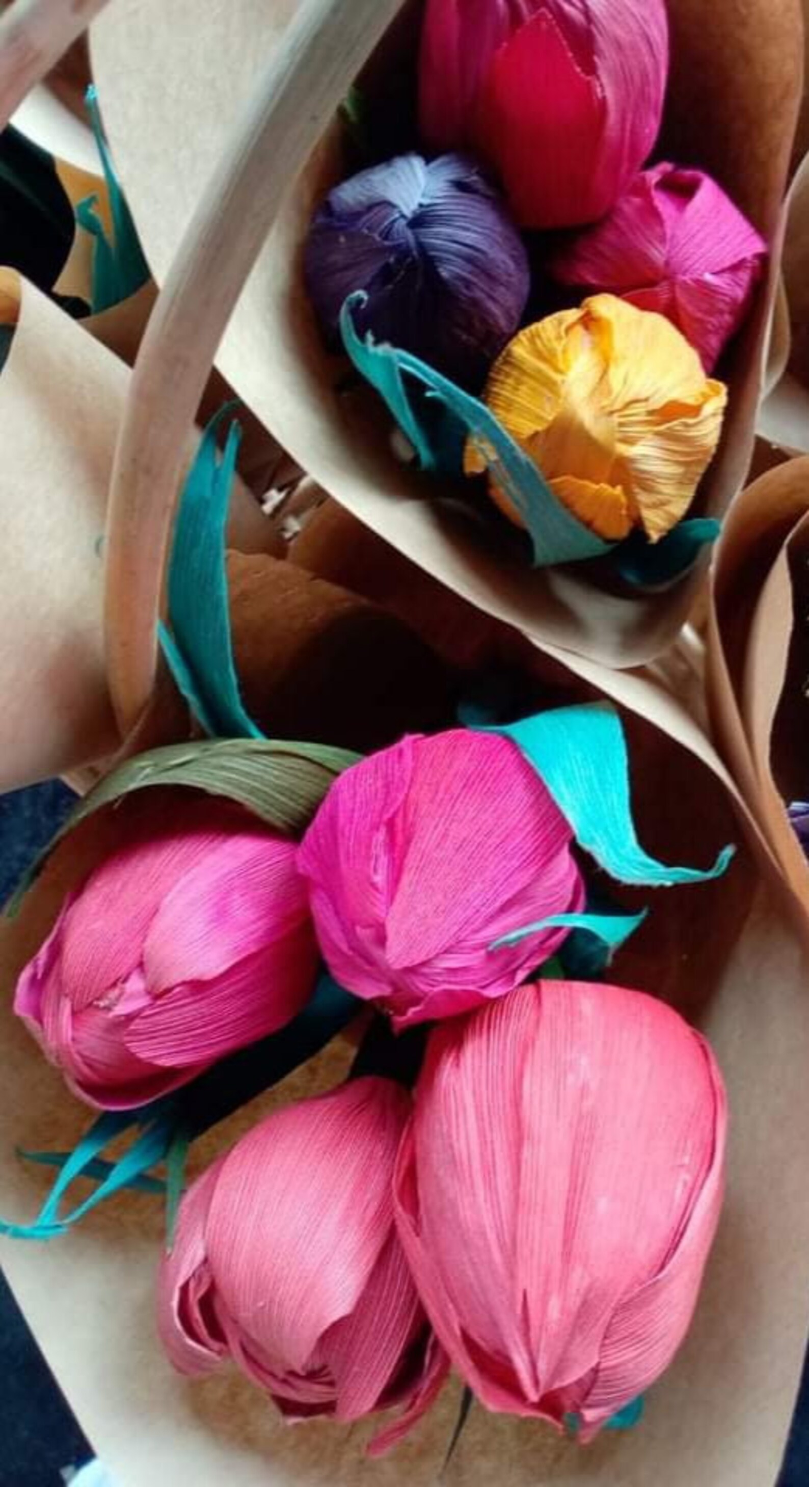 Corn Husk Roses Flowers Handmade Leaf Tulip Flower Bouquets Natural Eco