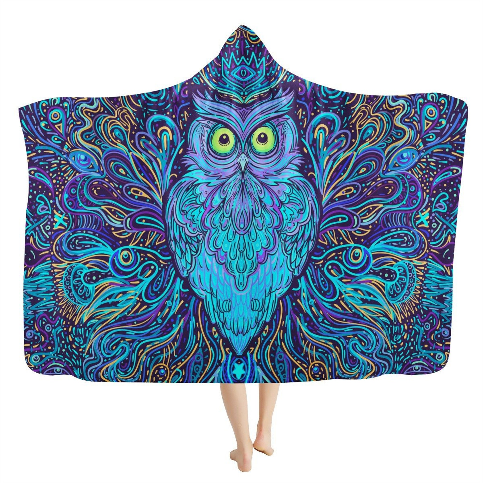 Discover Psychedelic Owl Hooded Blanket