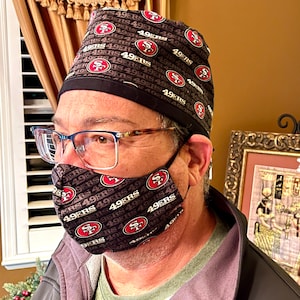 San Francisco 49ers Handcrafted Surgical Cap & Mask Set