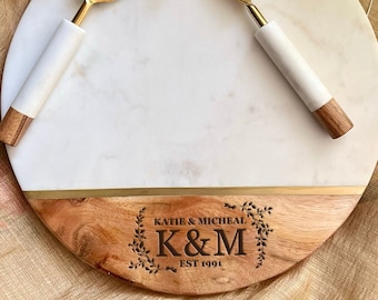 Personalized Round Charcuterie Board with Fork and Knife, Custom Engrave, Gift for Mom, Mother, Mama, Mother in Law, Sister, Aunt