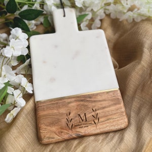 Personalized Charcuterie Board with Handle, Cutting Engraved Board, Custom Name, Birthday, Boss Appreciation, Dedicated Employee Gift