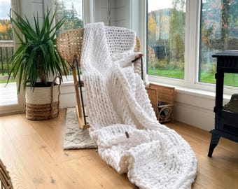 Chunky Knit Chenille Throw Blanket: Ultra Soft, Gift-Ready, Handmade