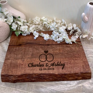 Personalized Live Edge Cutting Cheese Board, Custom Engraved, Gift for Wedding, Couple, Newlywed