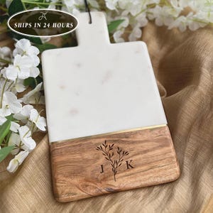 Tabla de cortar personalizada, tabla de charcutería grabada, tabla con monograma, regalo para pareja, regalos de boda, bandeja para servir, tabla de quesos