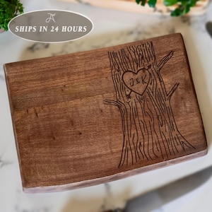 Tagliere da macellaio personalizzato, regalo di nozze, iniziale incisa, anniversario perfetto, regalo di fidanzamento