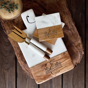 Custom Cheese Board With Handle, Option to include Cutlery and Coaster, Personalized Wedding Gift, Wedding Giveaways