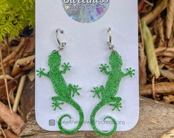 Gecko Earrings, Reptile Earrings, Resin Earrings, Green Glitter, Fine Glitter, Handmade Earrings, Rave Jewelry, Resin Jewelry, Gifts for Her