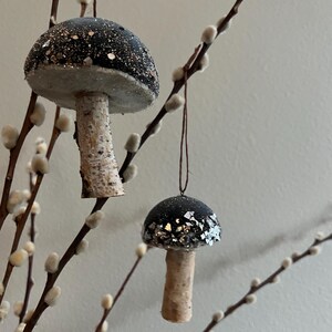 vintage ornament ❀ * イエローマッシュルームさん（Yellow Mushroom 