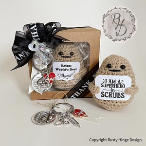 Caja de regalo con forma de patata y llavero para agradecimiento a enfermeras