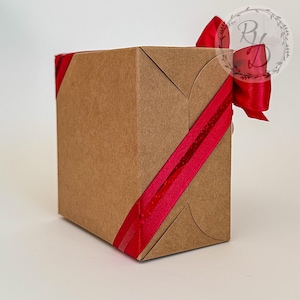 Pilz Geschenkbox mit Armband und Plüschi Bild 4
