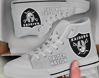 raider chucks