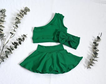 Kelly Green Girl Skirt Bummies Set/Baby Girl Outfit With Bow/Kelly Green Crop Top& Skirt/Toddler Girl Matching Set/Handmade Baby Outfit
